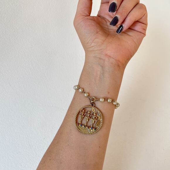 60s Ballerina Faux Pearl Charm Bracelet Tiny Dancer Rhinestone Balletcore Chain - Picture 6 of 7